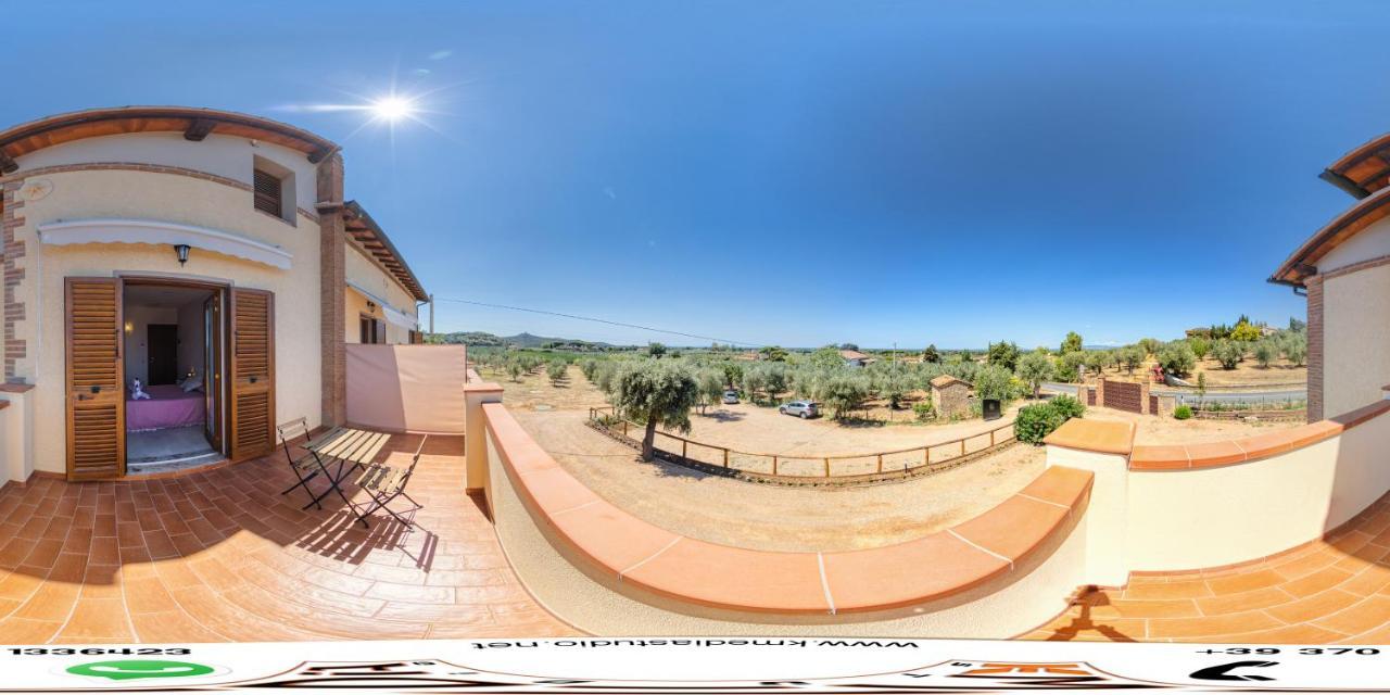 Agriturismo Il Vecchio Olivo Кастането Кардучи Екстериор снимка